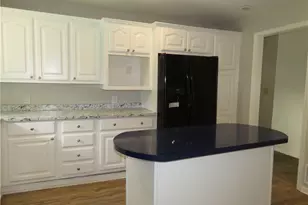 467 Pineburr Ln, Stone Mountain, GA 30087 - Photo 9