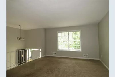 467 Pineburr Lane, Stone Mountain, GA 30087 - Photo 5