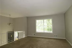 467 Pineburr Ln, Stone Mountain, GA 30087 - Photo 5