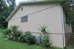 467 Pineburr Ln, Stone Mountain, GA 30087 - Photo 47