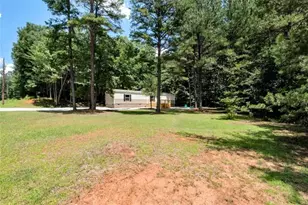 110 Oakwood Rd, Lavonia, GA 30553 - Photo 3
