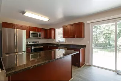 904 Pine Roc Drive, Stone Mountain, GA 30083 - Photo 7