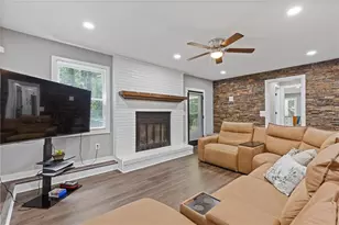 742 Mountain View Dr, Stone Mountain, GA 30083 - Photo 15