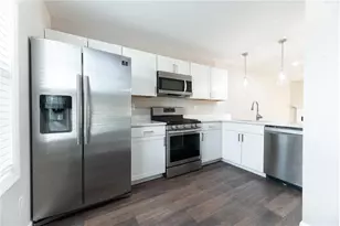 547 Harbor Lake Ct, Marietta, GA 30066 - Photo 3