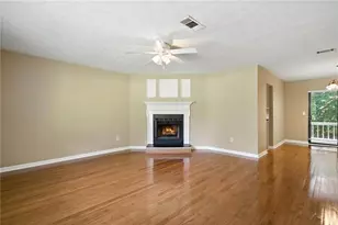 3045 Wildflower Ln, Snellville, GA 30039 - Photo 7