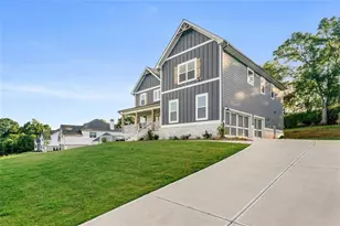 204 Races Rd, Hoschton, GA 30548 - Photo 3