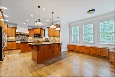 6865 N Creekside Point, Cumming, GA 30041 - Photo 19