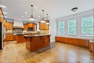 6865 N Creekside Point, Cumming, GA 30041 - Photo 19