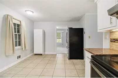 87 Grayson New Hope Road, Grayson, GA 30017 - Photo 9