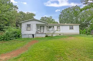 37 Carruth Rd, Jefferson, GA 30549 - Photo 1