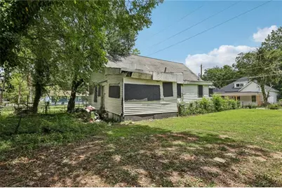 438 James P Brawley Drive NW, Atlanta, GA 30318 - Photo 5