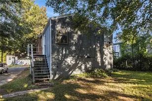 1750 Lisbon Dr SW, Atlanta, GA 30310 - Photo 23