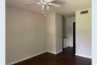 8588 Creekwood Way, Jonesboro, GA 30238 - Photo 11