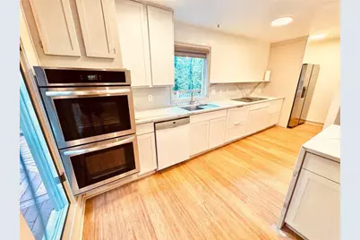 175 River Court Parkway, Atlanta, GA 30328 - Photo 19