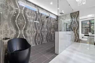 2401 Greenglade Rd NE, Atlanta, GA 30345 - Photo 27