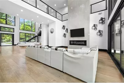 2401 Greenglade Road NE, Atlanta, GA 30345 - Photo 13