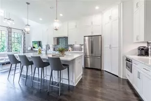 85 Bourbon St, Senoia, GA 30276 - Photo 7