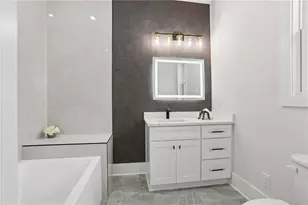 1090 Larosa Dr, Lawrenceville, GA 30043 - Photo 29