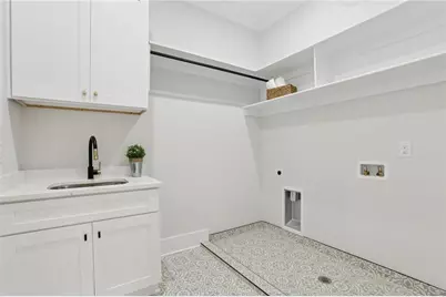 1090 Larosa Drive, Lawrenceville, GA 30043 - Photo 33