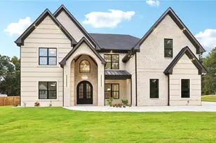 1090 Larosa Dr, Lawrenceville, GA 30043 - Photo 1