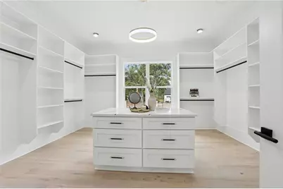 1090 Larosa Drive, Lawrenceville, GA 30043 - Photo 23