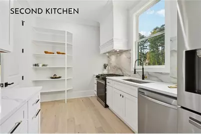 1090 Larosa Drive, Lawrenceville, GA 30043 - Photo 5