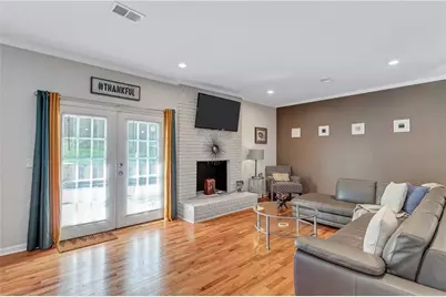 2418 Bolling Brook Drive, Atlanta, GA 30311 - Photo 7