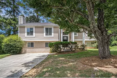 2039 Raintree, Lithonia, GA 30058 - Photo 1