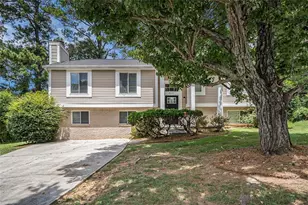 2039 Raintree, Lithonia, GA 30058 - Photo 1