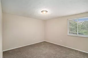 2039 Raintree, Lithonia, GA 30058 - Photo 5