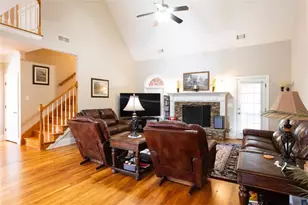 1805 Wesleyan Ln, Loganville, GA 30052 - Photo 9