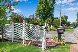 8024 E Cherokee Dr, Canton, GA 30115 - Photo 7