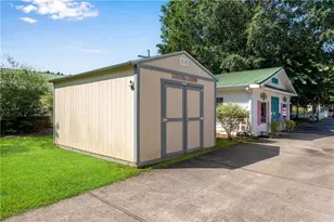 8024 E Cherokee Dr, Canton, GA 30115 - Photo 31