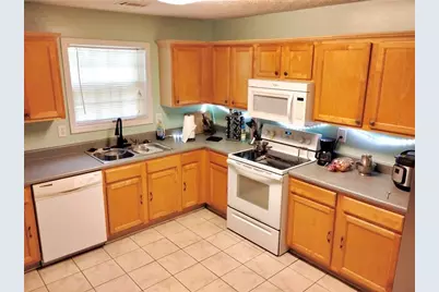 633 Skyland Drive, Winder, GA 30680 - Photo 5