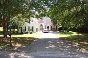 633 Skyland Dr, Winder, GA 30680 - Photo 3