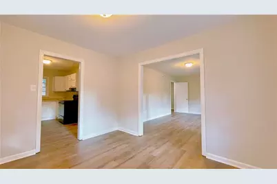 2744 Fairlane Drive SE, Atlanta, GA 30354 - Photo 7