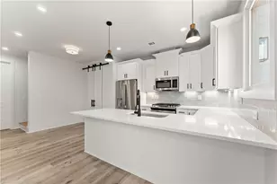 384 Forrest Ave, Gainesville, GA 30501 - Photo 11