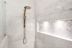 125 Claridge Dr, Atlanta, GA 30342 - Photo 23