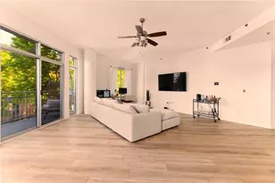 711 Cosmopolitan Dr, Atlanta, GA 30324 - Photo 5