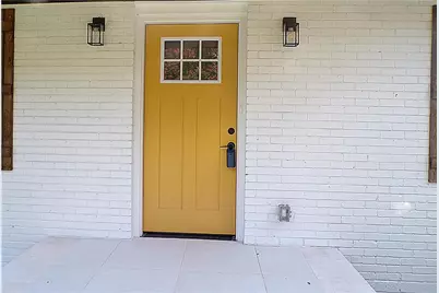 530 Park Valley Drive, Atlanta, GA 30318 - Photo 3