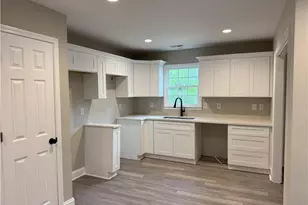 97 Welcome Woods Dr, Newnan, GA 30263 - Photo 7