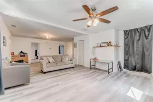 217 E Gibson Street E, Cedartown, GA 30125 - Photo 3