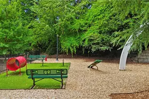 795 Hammond Dr, Atlanta, GA 30328 - Photo 37