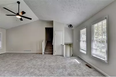 6168 Emerald Springs Way SE, Acworth, GA 30102 - Photo 9