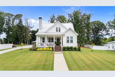 225 E Underwood Street, Cleveland, GA 30528 - Photo 1