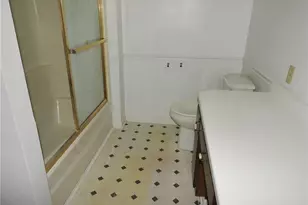 325 Watt St, Camilla, GA 31730 - Photo 13