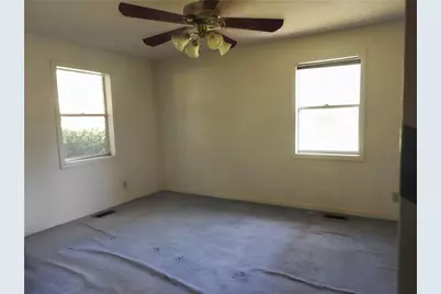 325 Watt Street, Camilla, GA 31730 - Photo 11