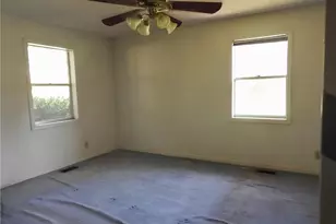 325 Watt St, Camilla, GA 31730 - Photo 11