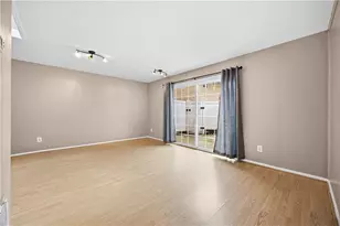 346 Carpenter Dr, Atlanta, GA 30328 - Photo 9