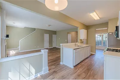 7010 Richland Court, Roswell, GA 30076 - Photo 3